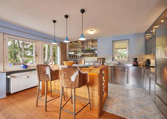 Panorama-chalet Ernst Baier Апартаменти Гарміш-Партенкірхен